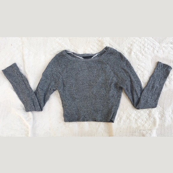 Cropped long sleeve grey sweater - Picture 1 of 3